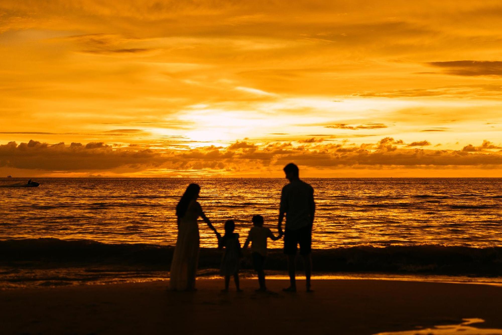 Phuket Emerald Beach Resort Karon Eksteriør bilde